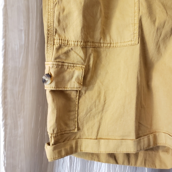 NWT Sonoma Cargo Camel Shortys Size 18 with stretchy waistband & 5 pockets - Picture 5 of 14